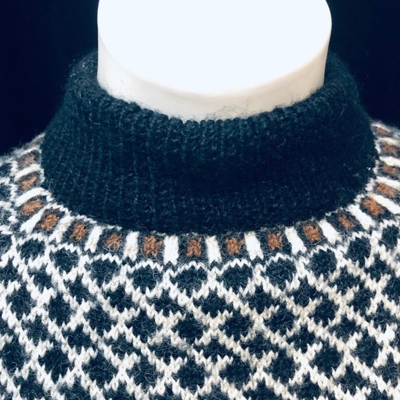 Paul Mage Denmark Fair Isle Sweater - Picture 3 of 9